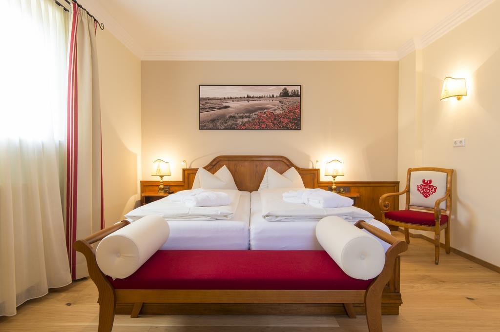 Hotel Zum Jungen Romer Radstadt Chambre photo